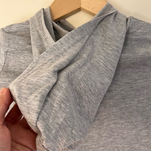 Champion Girls Long Sleeve Shirt 6X Authentic Athletic Wear Gray Soft Pocket - Picture 8 of 12